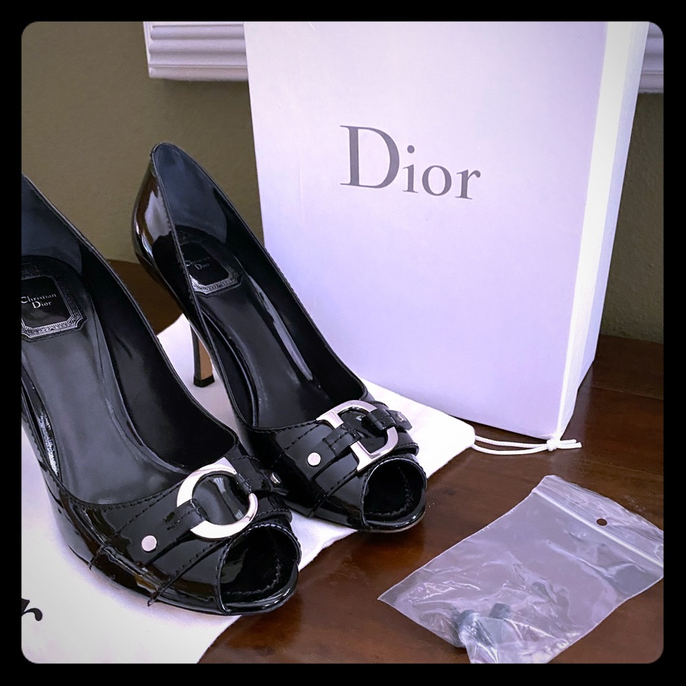 Dior peep toe pumps